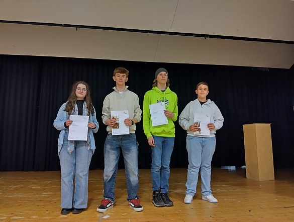 Bild der Gewinner:innen der Mittelstufe